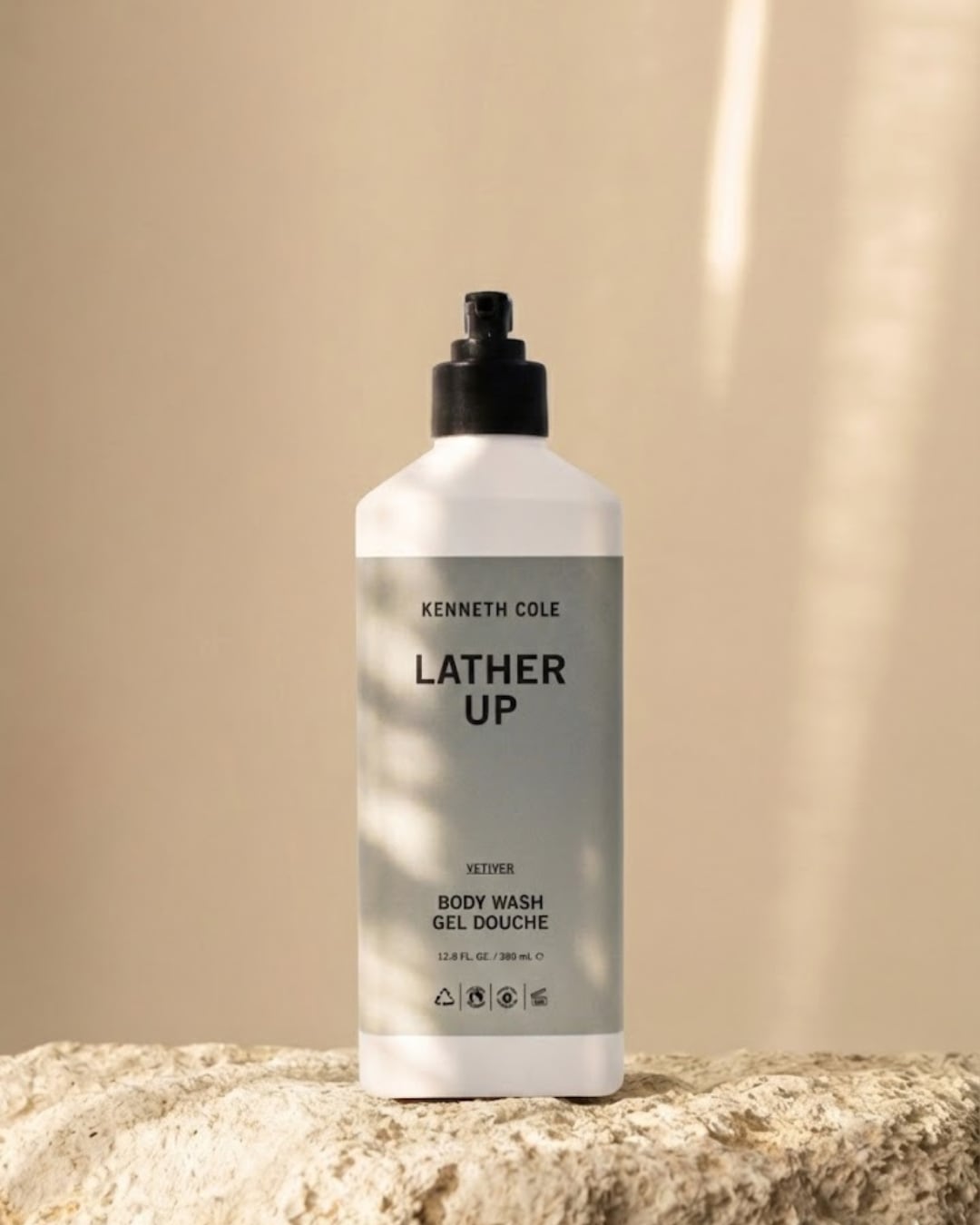 Kenneth Cole Body Wash ürün görseli 1