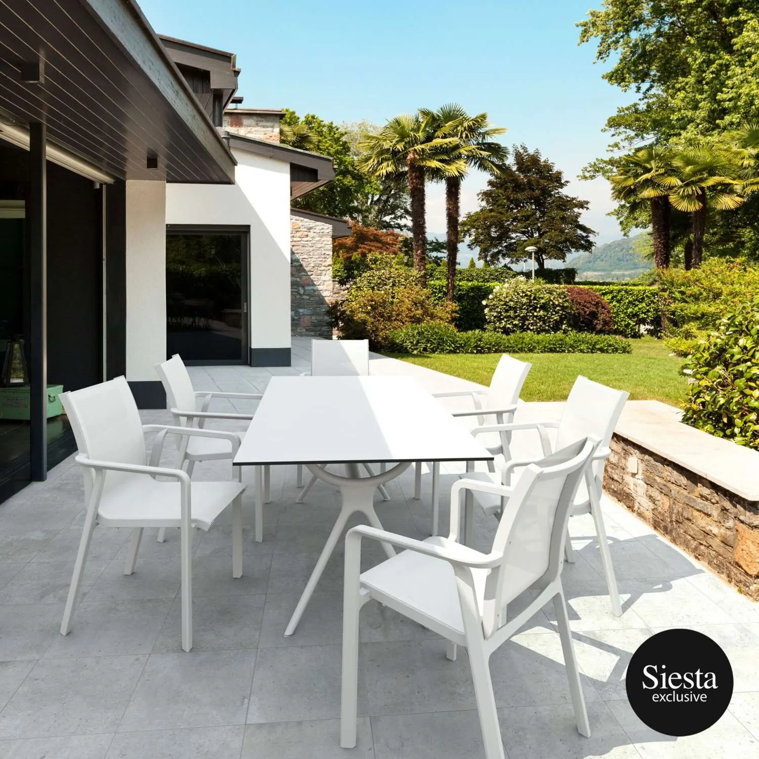 Pacific armchair with Air table